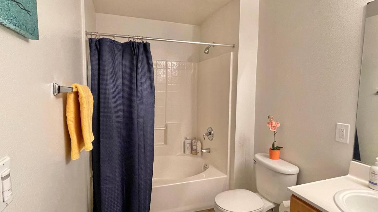 Sleep 6 Near Marina, Cedar Sinai, Venice 5min, Lax 10min Apartahotel
